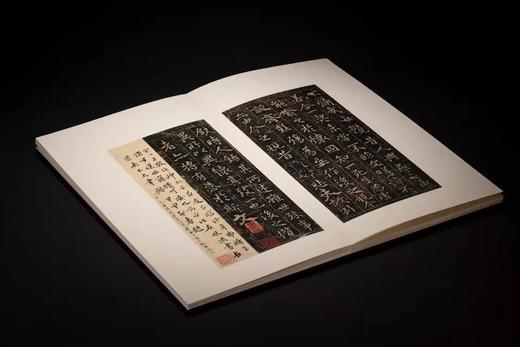 2022年2月22日NO.3《宋拓定武兰亭》

《宋拓定武兰亭》，晋 王羲之书，顾广圻、龚自珍、沈树镛、叶昌炽等跋，经折装，侧入函套，开本：889mm×1194mm，12开，上海雅昌承印，西泠印社出版 商品图10