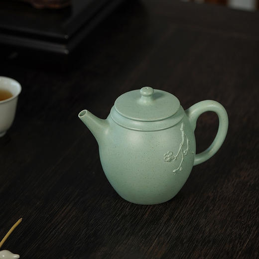龙德堂陶艺 汤宣武《十二月花神·暗香疏影（一月花梅花）》 苹果绿 290 cc 商品图3