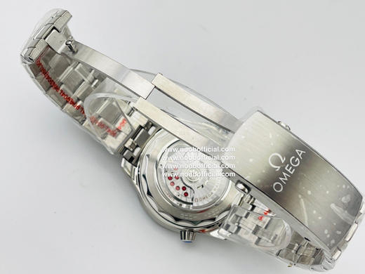 OR厂海马300，OMEGA欧米茄SEAMASTER海马系列海洋宇宙300米300m同轴·至臻天文台表42毫米42mm潜水表210.30.42.20.01.001精钢拉丝表壳 整个手表基于正品原版开模 商品图11