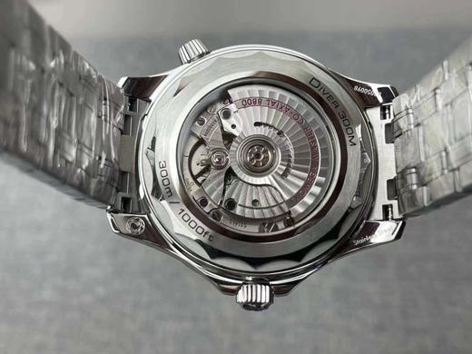 OR厂海马300，OMEGA欧米茄SEAMASTER海马系列海洋宇宙300米300m同轴·至臻天文台表42毫米42mm潜水表210.30.42.20.01.001精钢拉丝表壳 整个手表基于正品原版开模 商品图7