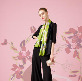 2A5215--漆黑色外套