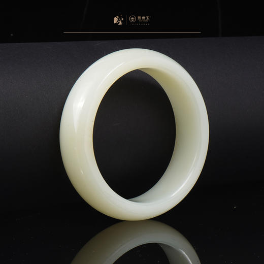 新疆国玉盟世玉和田玉白玉手镯圈口56.9【带证书·顺丰物流】 商品图3