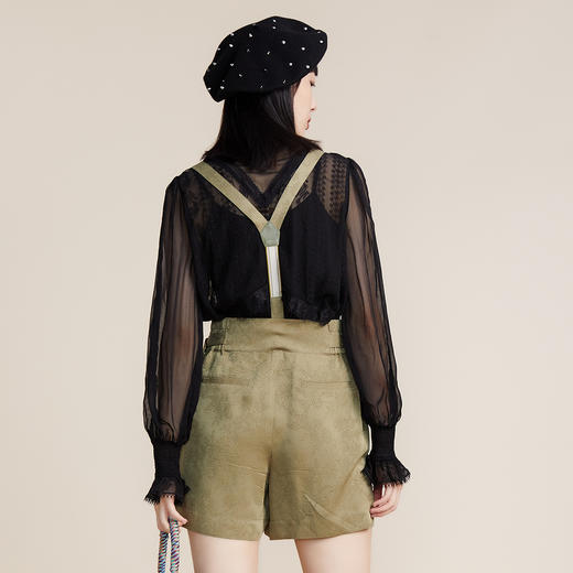 谜底2022春新款高端系列时尚质感面料提花背带短西裤女221GK0116 商品图2