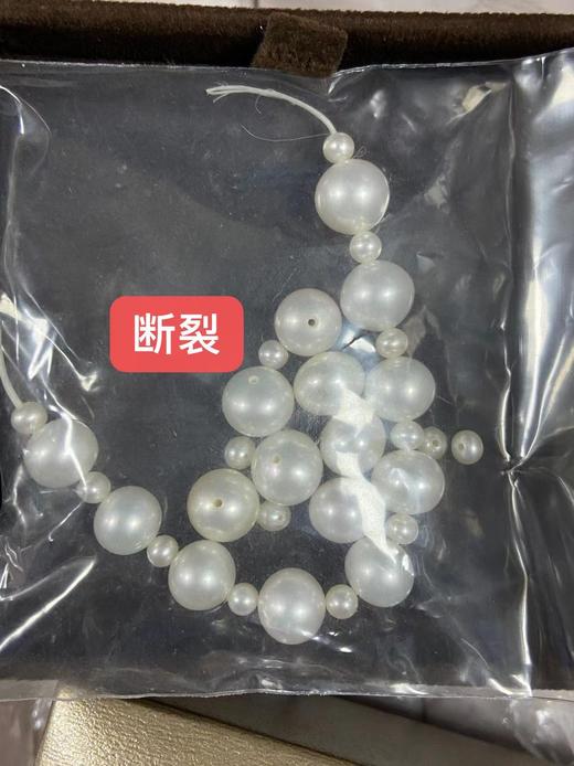 WPSKU190679 六福珠宝淡水珍珠手链大气优雅  总重约11g 商品图3