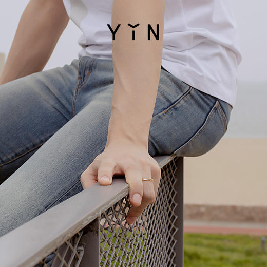 「隐」系列18K金莫比乌斯宽1.8/3.0素金戒指 商品图6