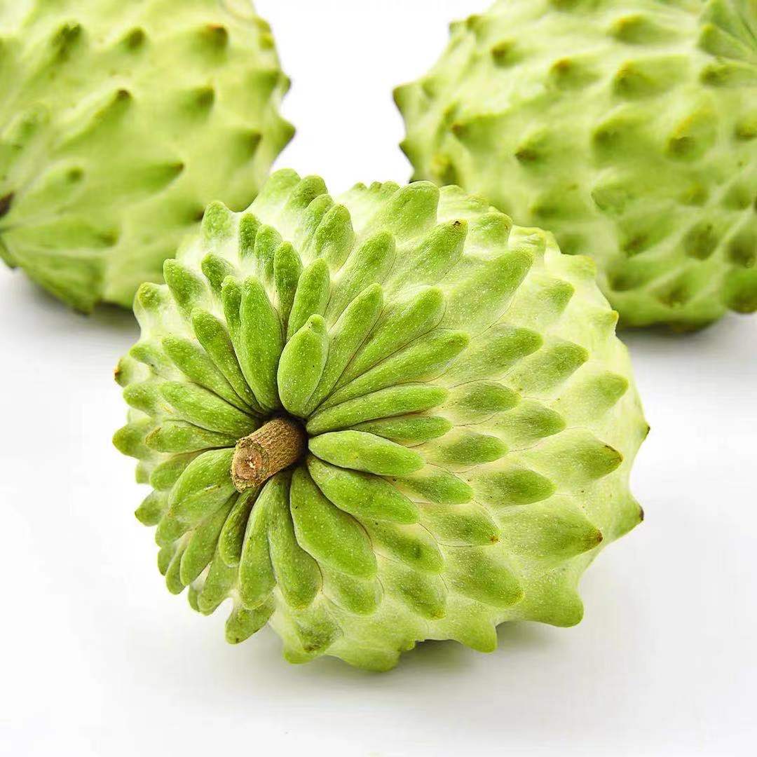 周日取货：【凤梨释迦】一个8两左右，果肉细腻嫩滑，淡淡的奶香味和冰淇淋口感。放软放黑了才能吃！！