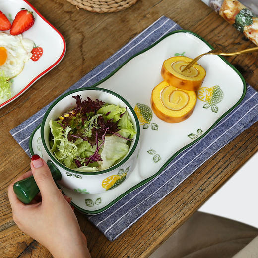 日式手柄陶瓷碗早餐碗盘家用创意草莓沙拉碗一人食餐具碗碟套装 商品图4