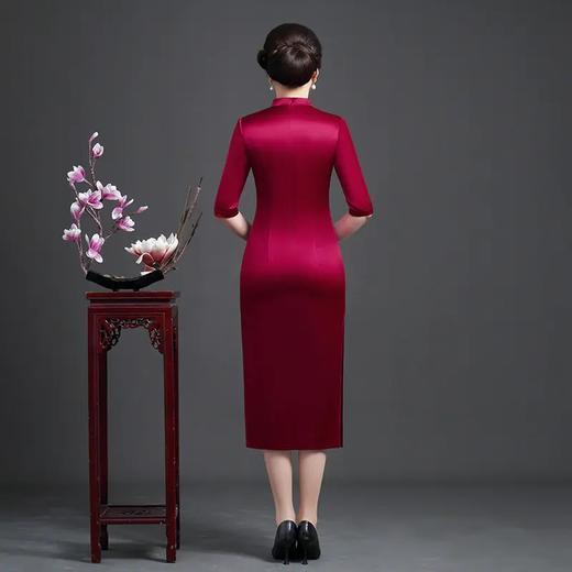 BJ-22135喜婆婆婚宴连衣裙年轻洋气高贵醋酸缎镶钻旗袍 商品图5