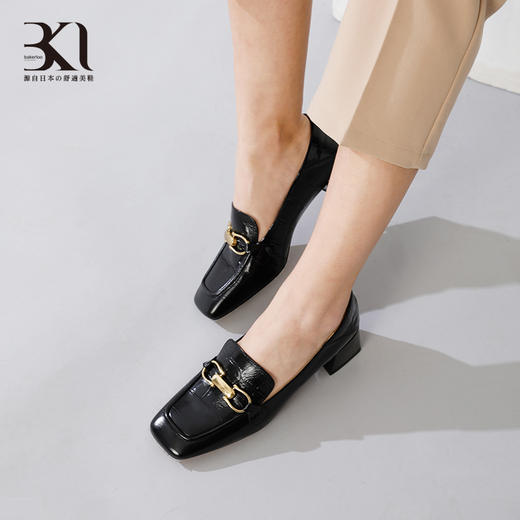 BAKERLOO英伦复古女鞋方跟圆头金属圆扣深口单鞋羊油皮休闲乐福鞋 商品图3