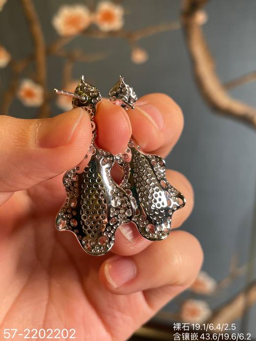 57-2202202，老坑玻璃福瓜耳坠。具体价格微信咨询 商品图7