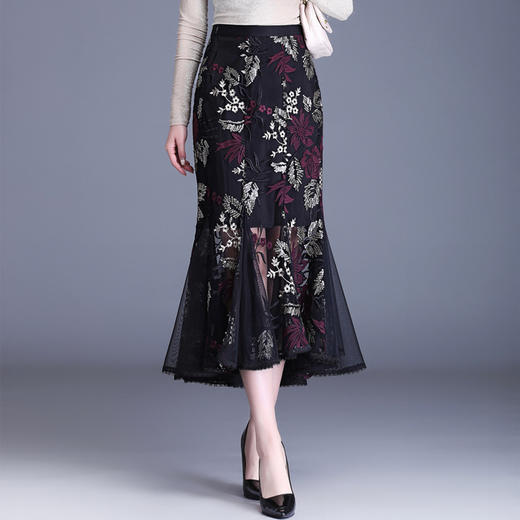 鱼尾网纱重工刺绣包臀半身裙女2022春季新款高腰气质一步中长裙 TY6811 商品图0