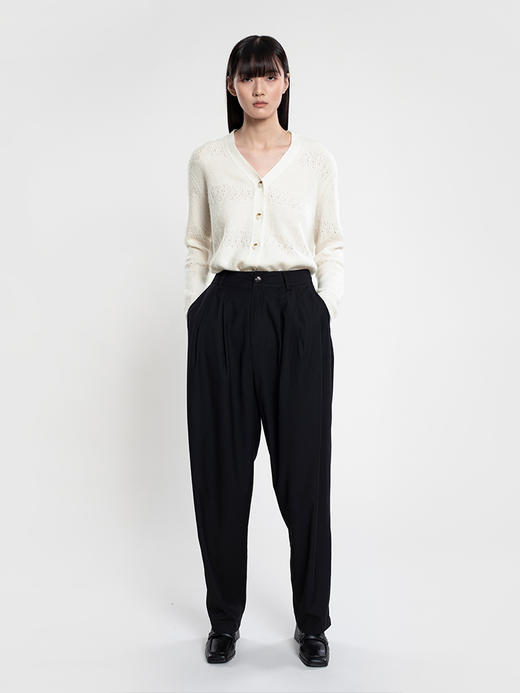 2022新款拉毛丝羊绒12针单股镂空提花针法V领开衫 商品图1