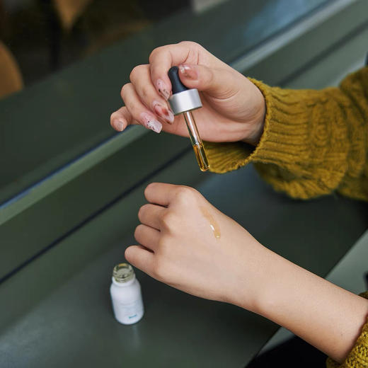 修丽可发光瓶精华30ml 商品图6