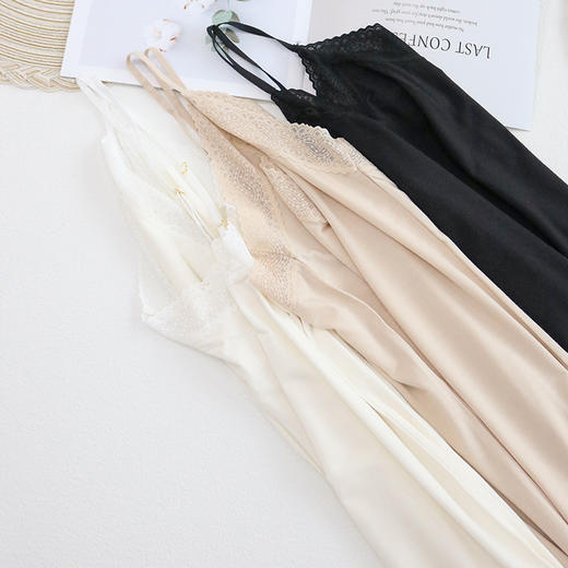 TG-TG03S187 真丝莫代尔吊带裙 蕾丝V领桑蚕丝宽松打底裙睡裙弹力长款 商品图1