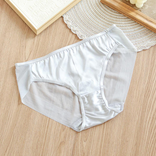TG-TG01S108真丝缎面无痕三角裤 中腰薄款桑蚕丝内裤性感包臀透气短裤女 商品图6