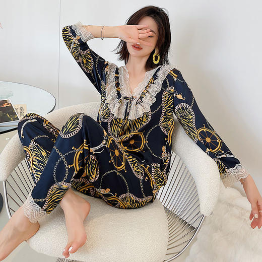 BABY YEON 直播网红冰丝睡衣女春秋新款不规则字母韩版条纹女夏天长袖家居服 商品图1