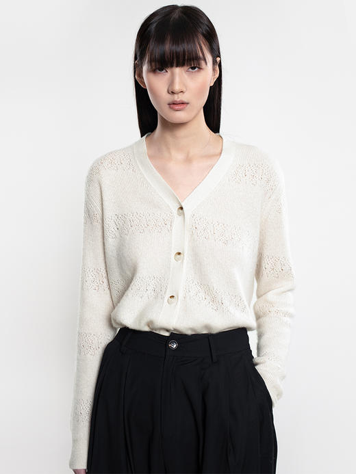 2022新款拉毛丝羊绒12针单股镂空提花针法V领开衫 商品图0