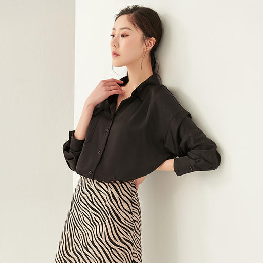 inandon女装春夏新款丝质系带两穿衬衫女收腰显瘦落肩中长上衣21226 商品图4