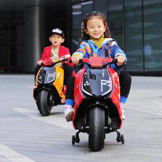 贝多奇幻影儿童三轮摩托充电双驱玩具车男孩女孩电动车 商品图2