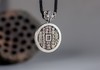 矩德泉坊  纯银手作 山鬼方孔背八卦吊坠 商品缩略图4