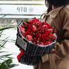 小香风草莓玫瑰花束 商品缩略图4