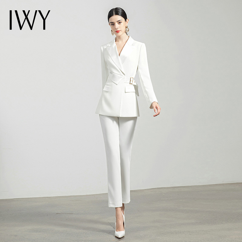 IWY/白色修身显瘦西装套装女设计感西服外套简约白色职业装主持人正装  CP1368
