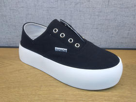 豪行2021春夏新款时尚学生帆布鞋21132015正品女生增高款松糕潮鞋