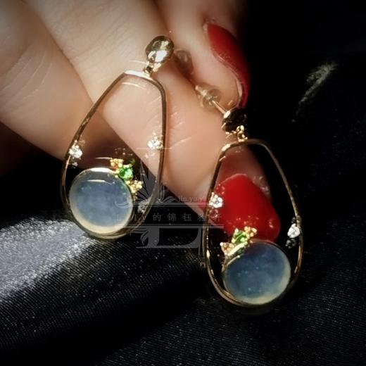 【轻舞】设计款翡翠耳坠 商品图2