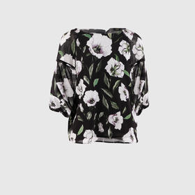 堆褶袖插肩袖上衣