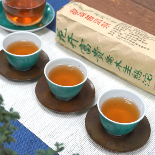 【整条装】2004年双雄茶厂红丝带批次花开富贵沱普洱老生茶 一件10条 一条8沱 一沱100克 标价为整条价格  高性价比干仓真品 商品图9