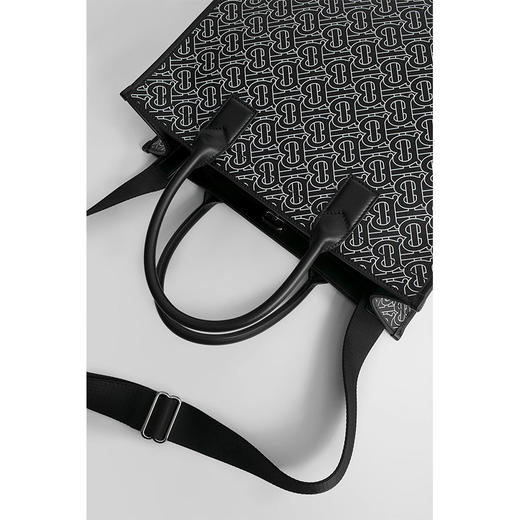 BURBERRY 博柏利 TB专属标识印花皮革托特包 男士单肩包 黑色 8049435 A6590 商品图3