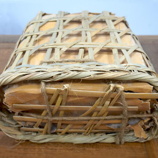 【整条装】2004年双雄茶厂红丝带批次花开富贵沱普洱老生茶 一件10条 一条8沱 一沱100克 标价为整条价格  高性价比干仓真品 商品图3