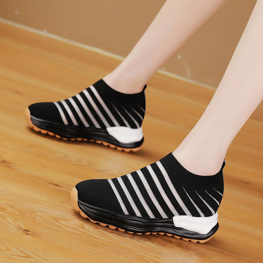 2022新款夏季内松糕跟透气网鞋小白鞋女学生鞋 AM1681 商品图2