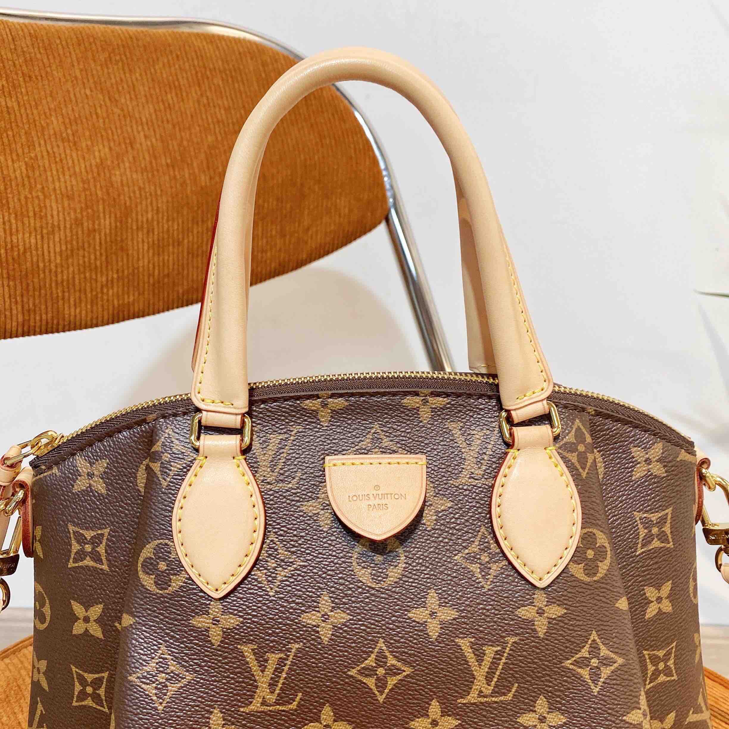 lv rivoli bb 老花 锁头包