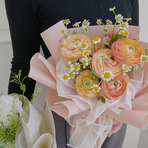 不负春光 · 花束 配提袋 商品图2