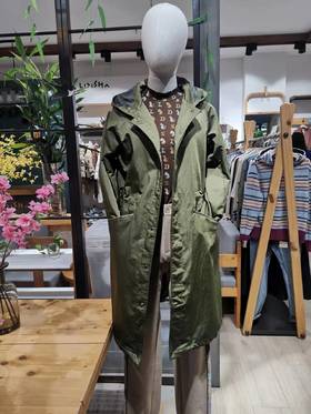 丽迪莎12W2313风衣