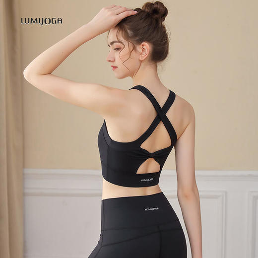 LUM19173露檬新款瑜伽背心运动BRA（含胸垫） 商品图3