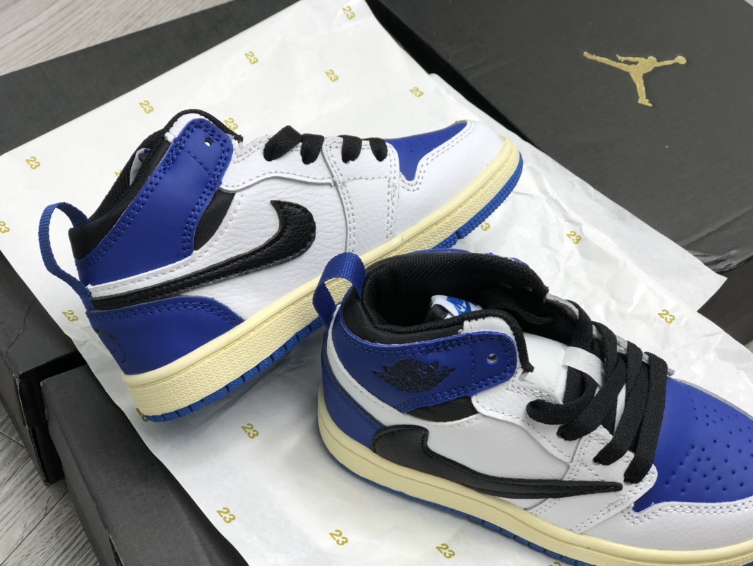 乔丹倒勾童鞋  air jordan 1 low aj1头层牛皮超级经典儿童鞋