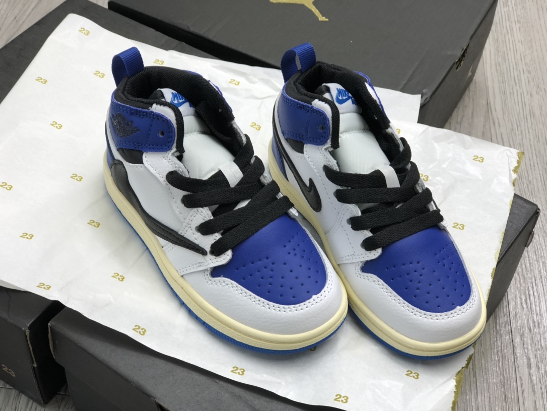 乔丹倒勾童鞋  air jordan 1 low aj1头层牛皮超级经典儿童鞋