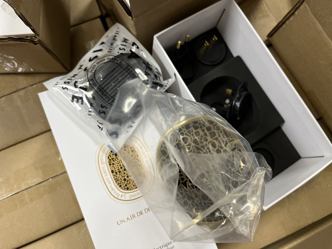 diptyque蒂普提克 家用插电式便携电子扩香器