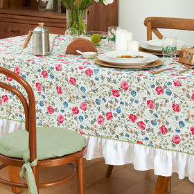 春意阑珊萝莉边碎花桌布