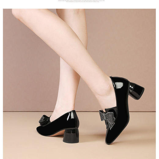 TZF-WHNXP220227新款时尚气质百搭漆皮方头蝴蝶结粗跟单鞋 商品图4