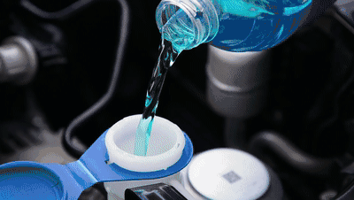 老司机解读：汽车玻璃水能用水来替代吗？