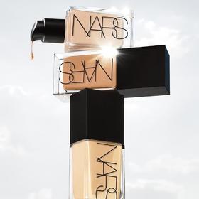 美国 NARS纳斯 超方瓶流光美肌持妆粉底液 30ml