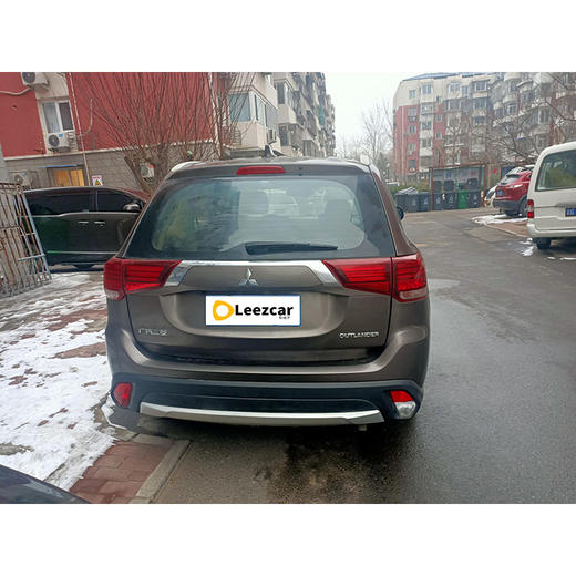 三菱 欧蓝德 欧蓝德 2.0L 两驱荣耀版 5座 【长租-北京】 商品图6