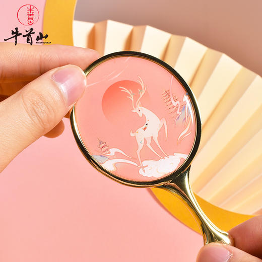 牛首山文创福藻到瑞兽化妆镜随身便携小巧高清镜子送女式对象包包收纳 商品图1