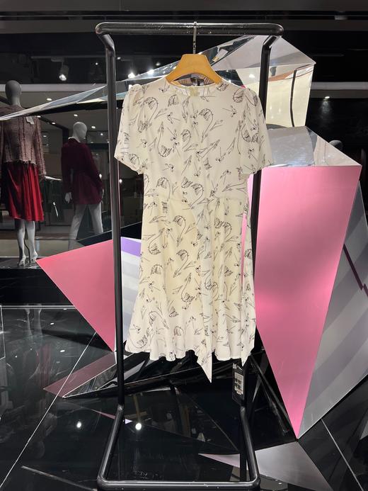 连衣裙 商品图0