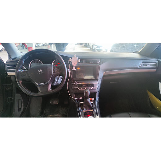 标志 408 1.2T 自动豪华版 【长租-北京】 商品图6