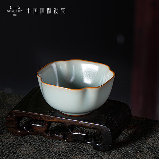 问鼎汝瓷复刻款天青菱式方杯（缺货） 商品图1