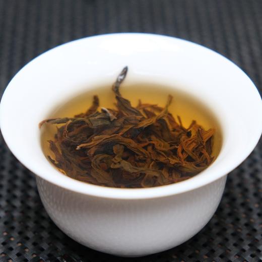 【龚正礼教授金奖红茶】工夫红茶/第十一届国际名茶评比红茶类金奖/云南古树香竹菁菁野红茶/源自3200年古茶树群落/50g/盒 商品图3